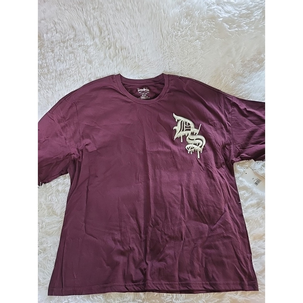 Dogg Supply  By‎ Snoop Dogg Shirt 2XL T- Shirt Burgundy Color With Ds In Front